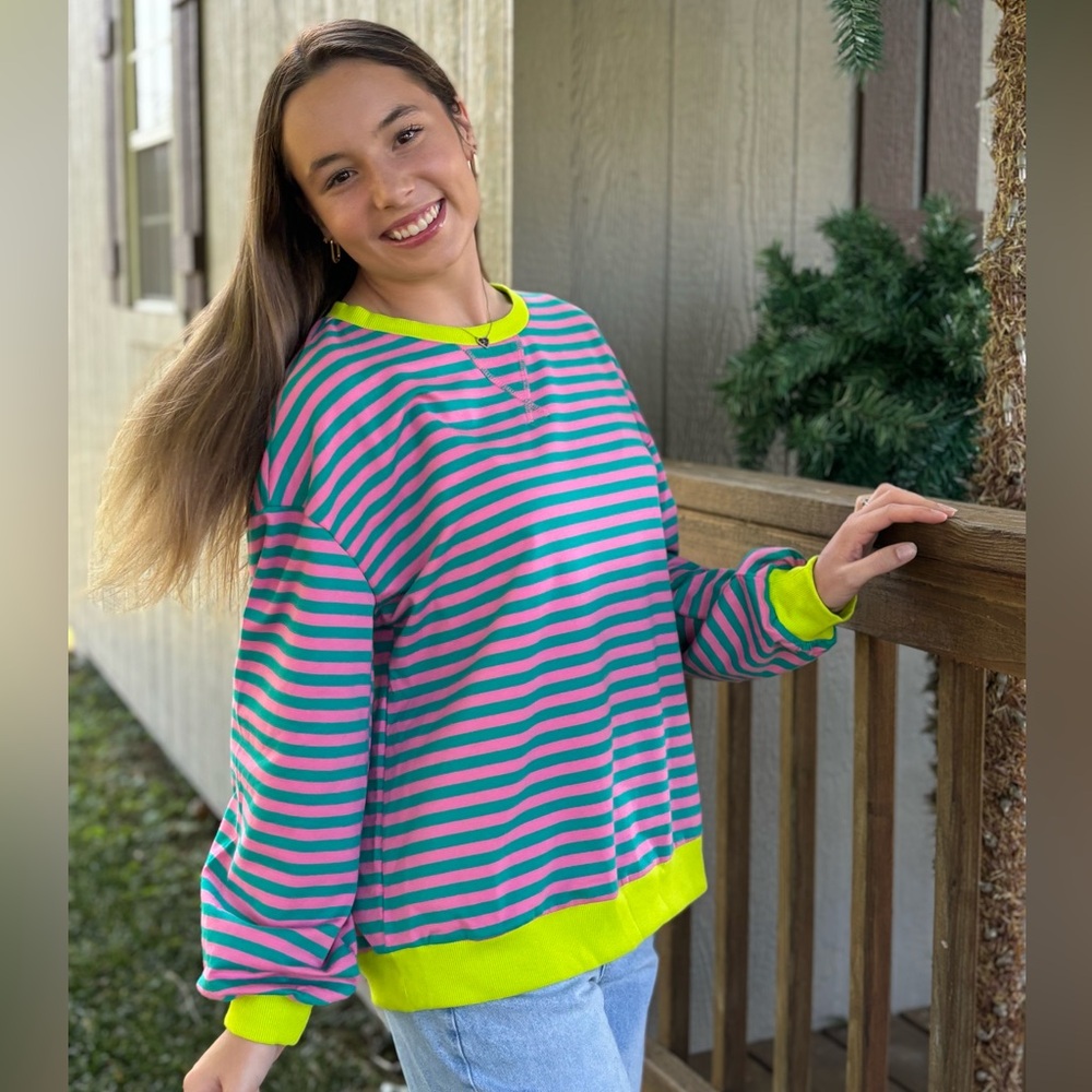 Vibrant Top